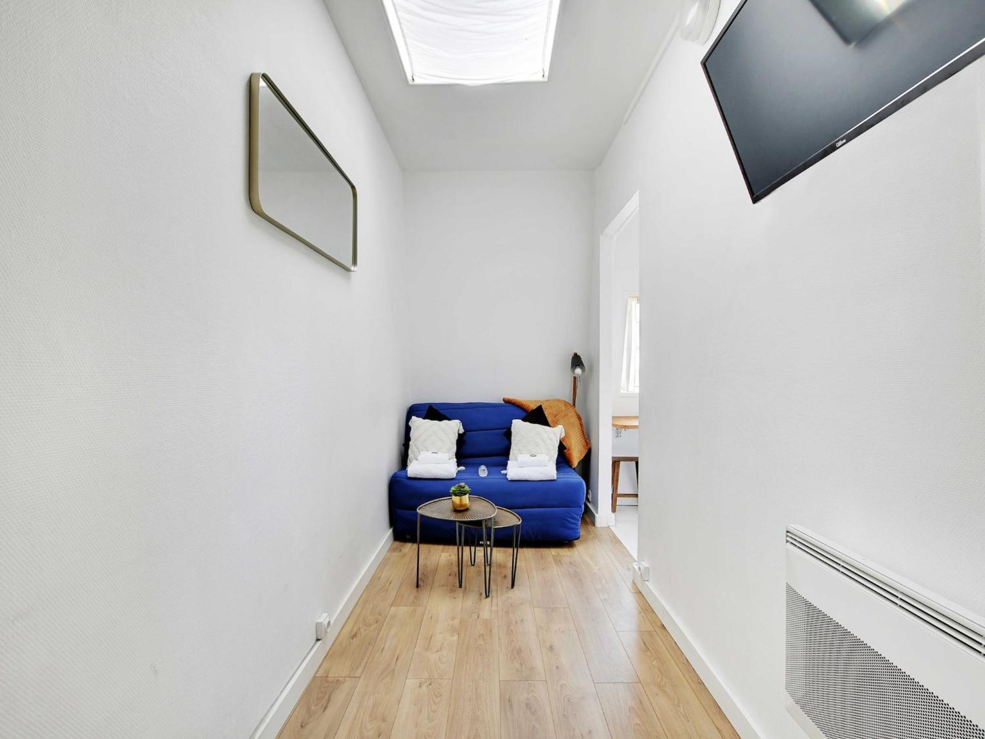 Of 16m2 Near Porte D'asnieres - Mobility Lease Appartement *